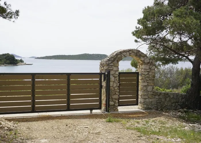 Robinson House Vitane 빌라 트콘